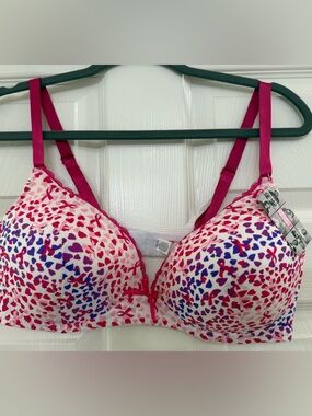 Maidenform Pink and Purple Heart & Ribbon Print wireless Bra